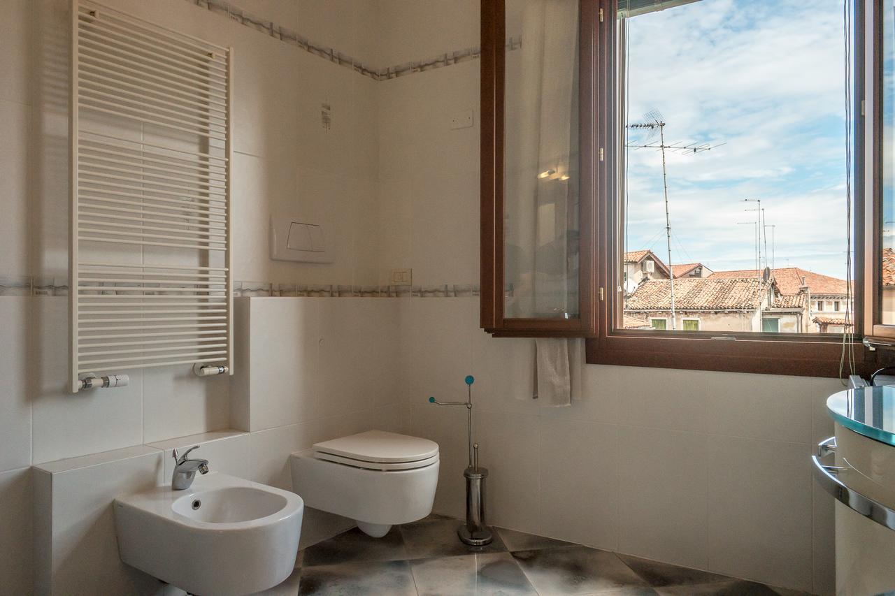 B&B Acqua Azzurra Venesia Bagian luar foto